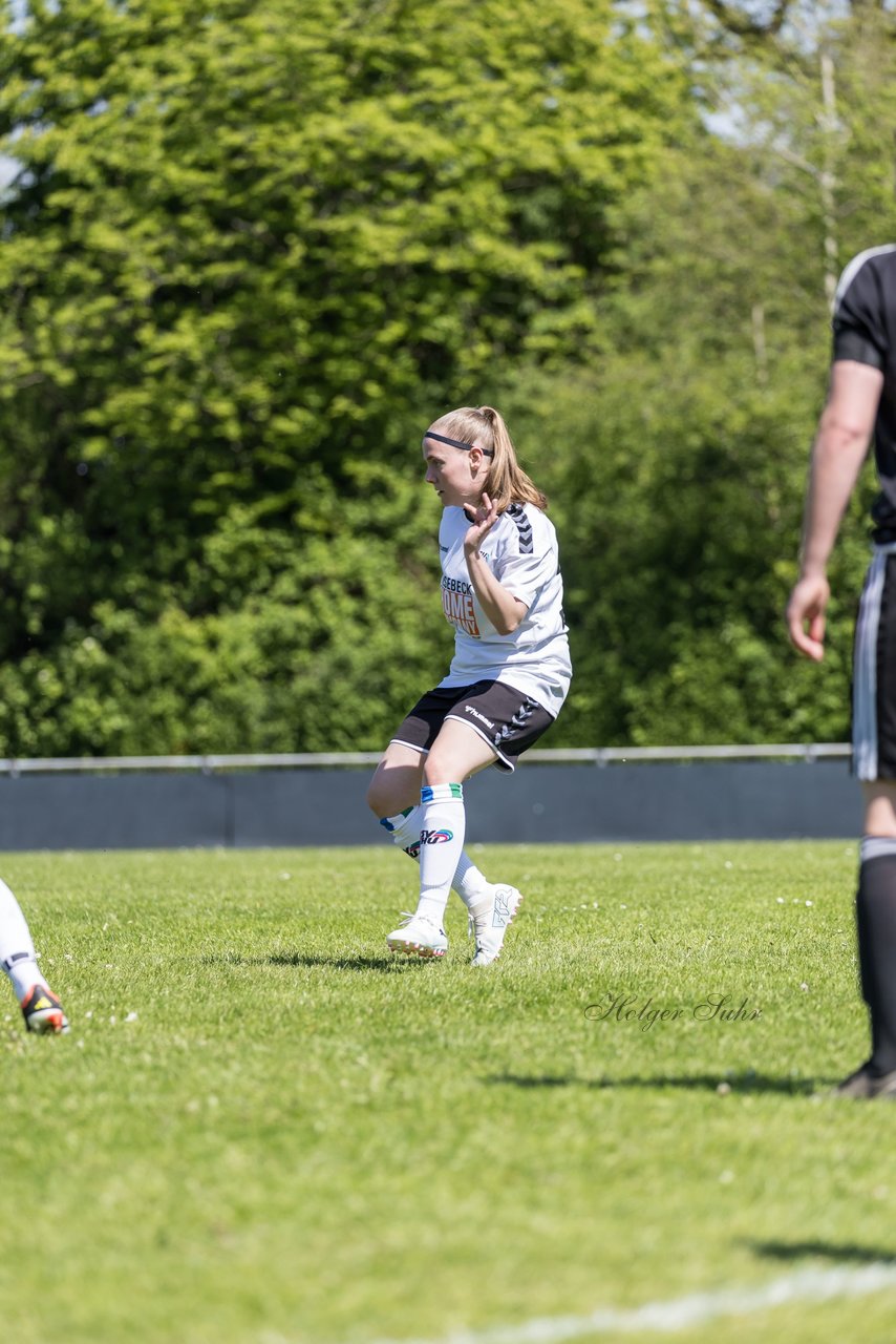 Bild 84 - F SV Henstedt Ulzburg - SV Fortuna Boesdorf : Ergebnis: 3:1